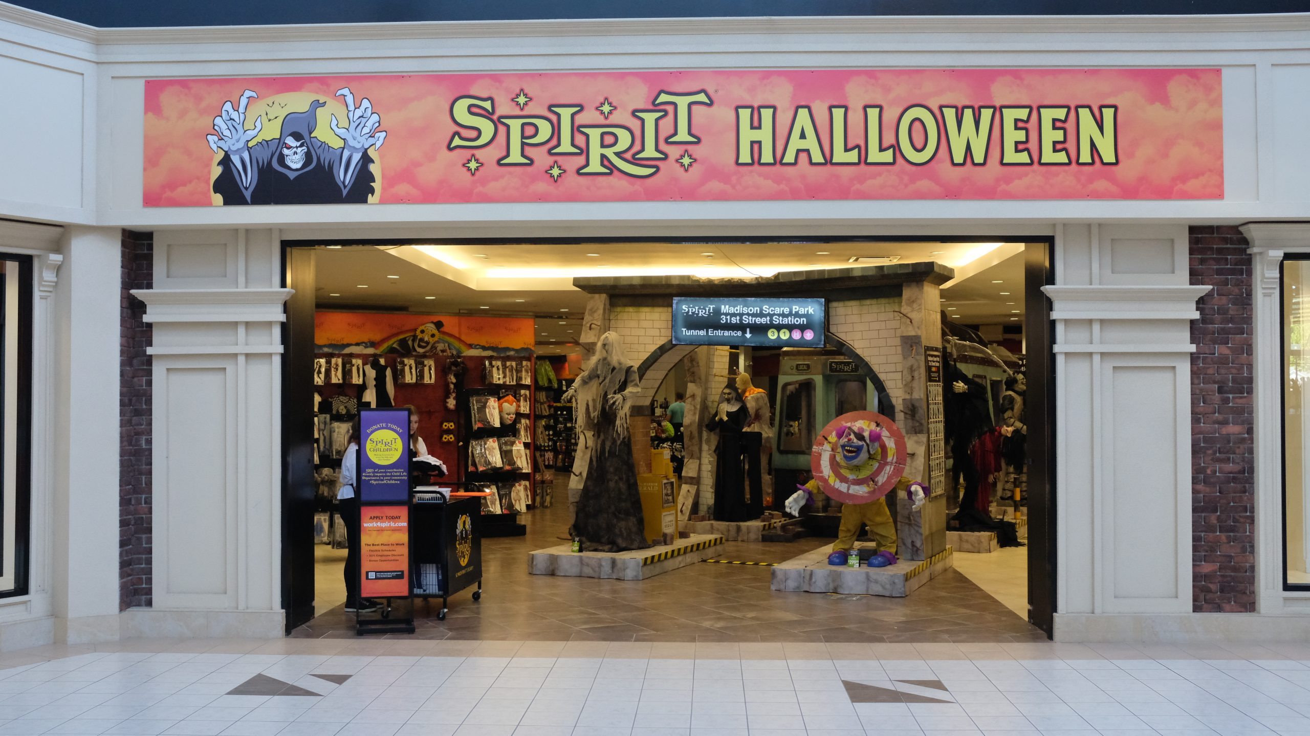 Spirit Halloween