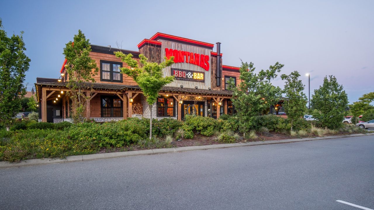 Montana's BBQ & Bar - Nanaimo North Town Centre - Shopping Mall